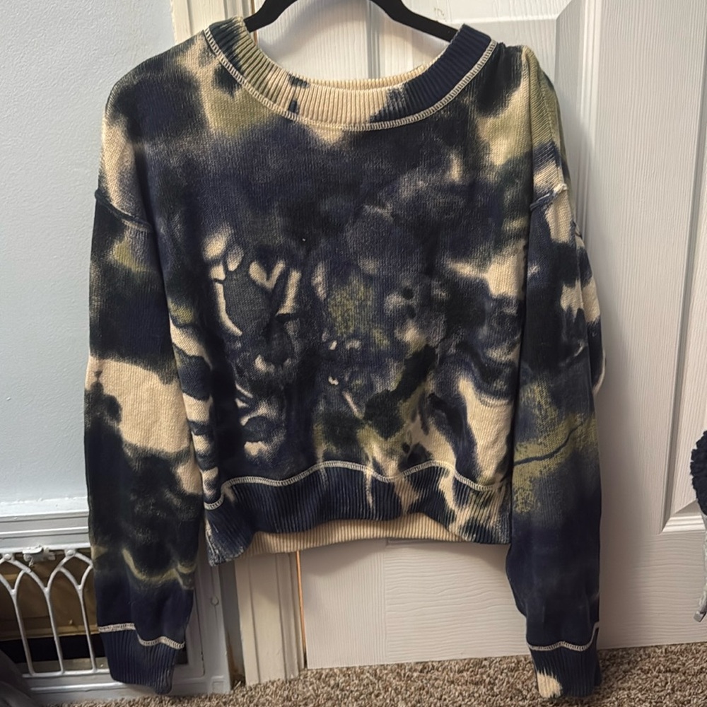 Natural Life semi-cropped sweater